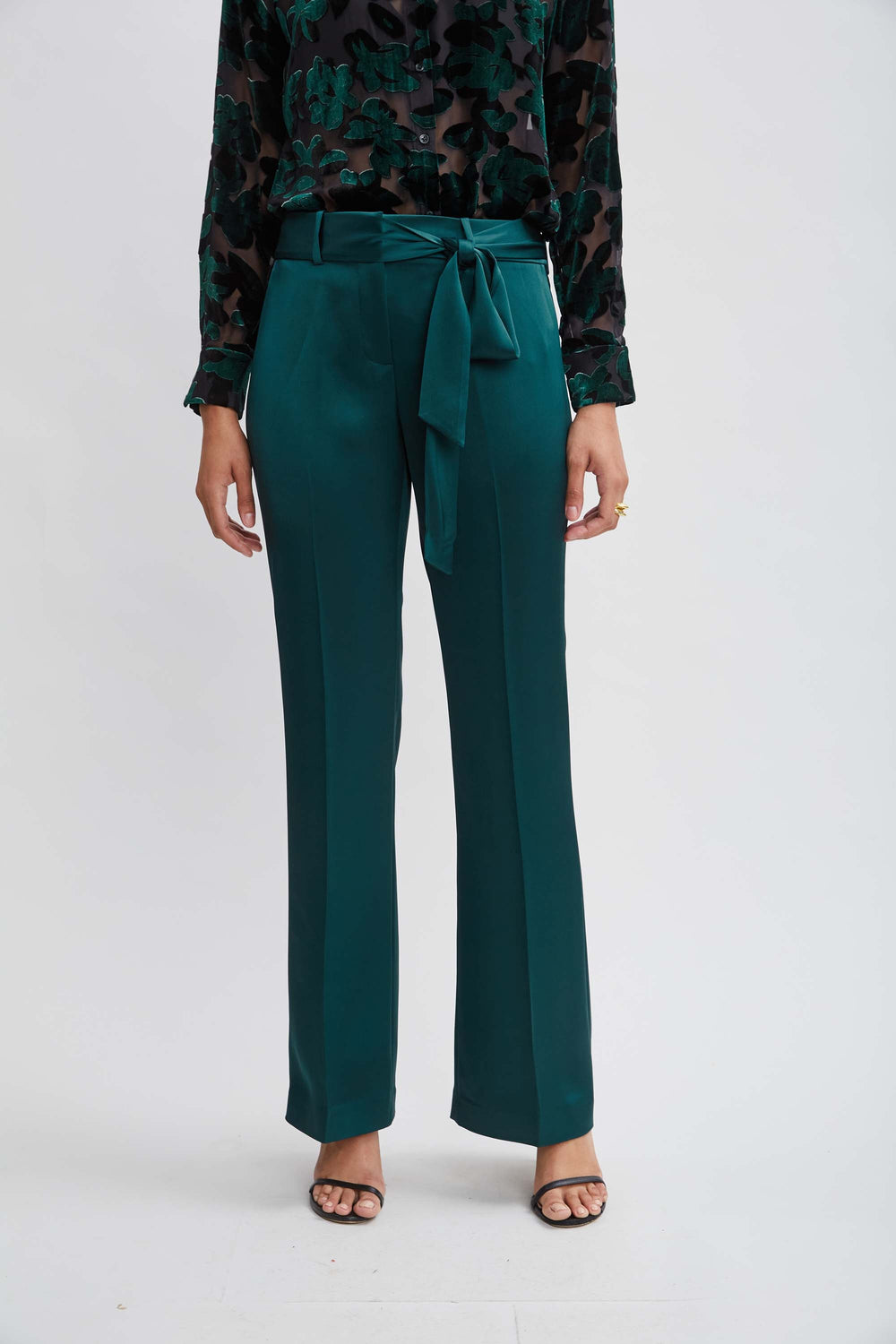 Satin Fit & Flare Sash Pant | Elie Tahari JADITE