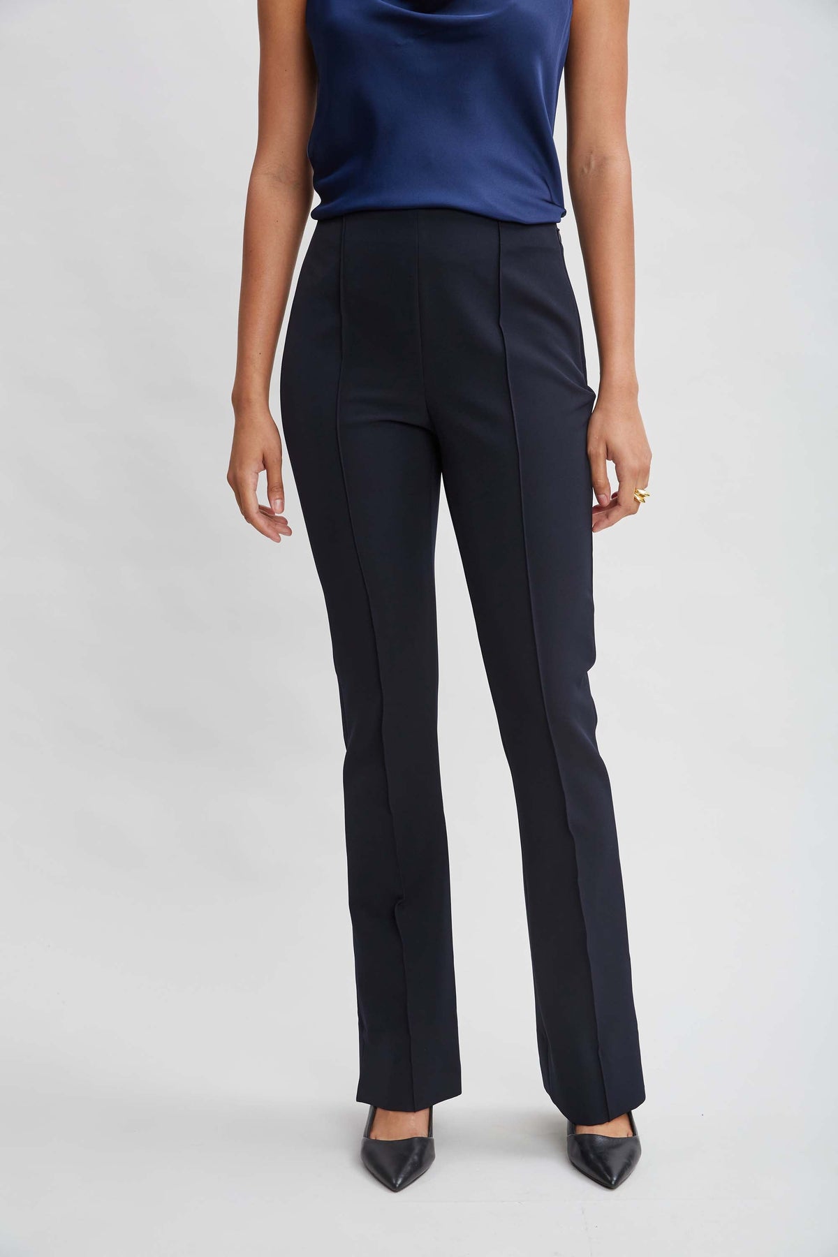 Crepe Seam Slit Flare Pant | Elie Tahari STARGAZER