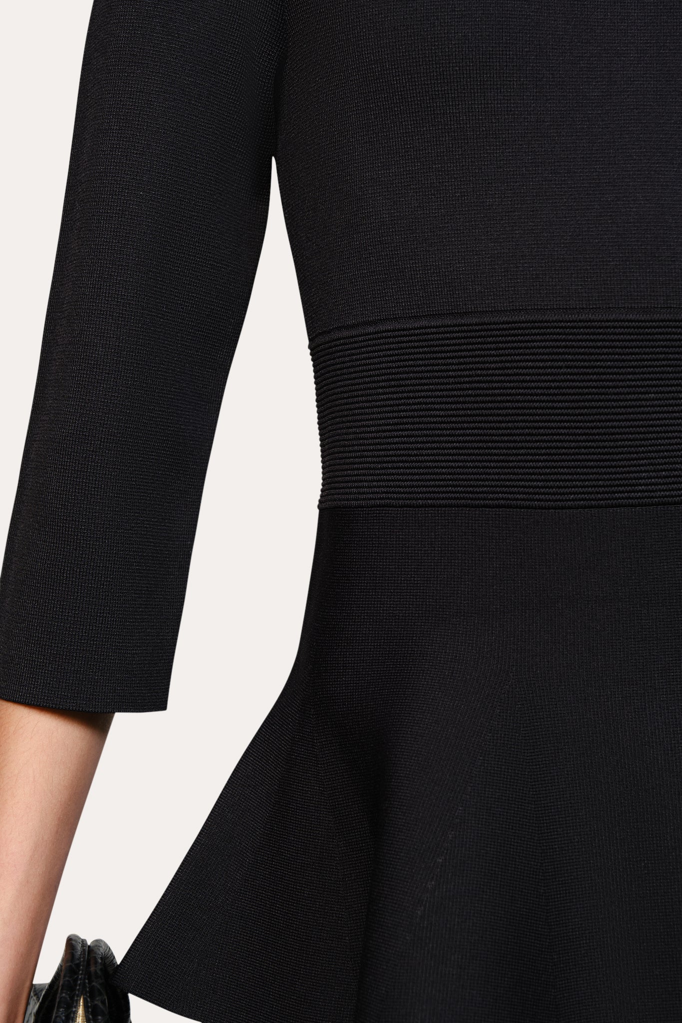Milano Sculpt Contour Waist Top | Elie Tahari BLACK