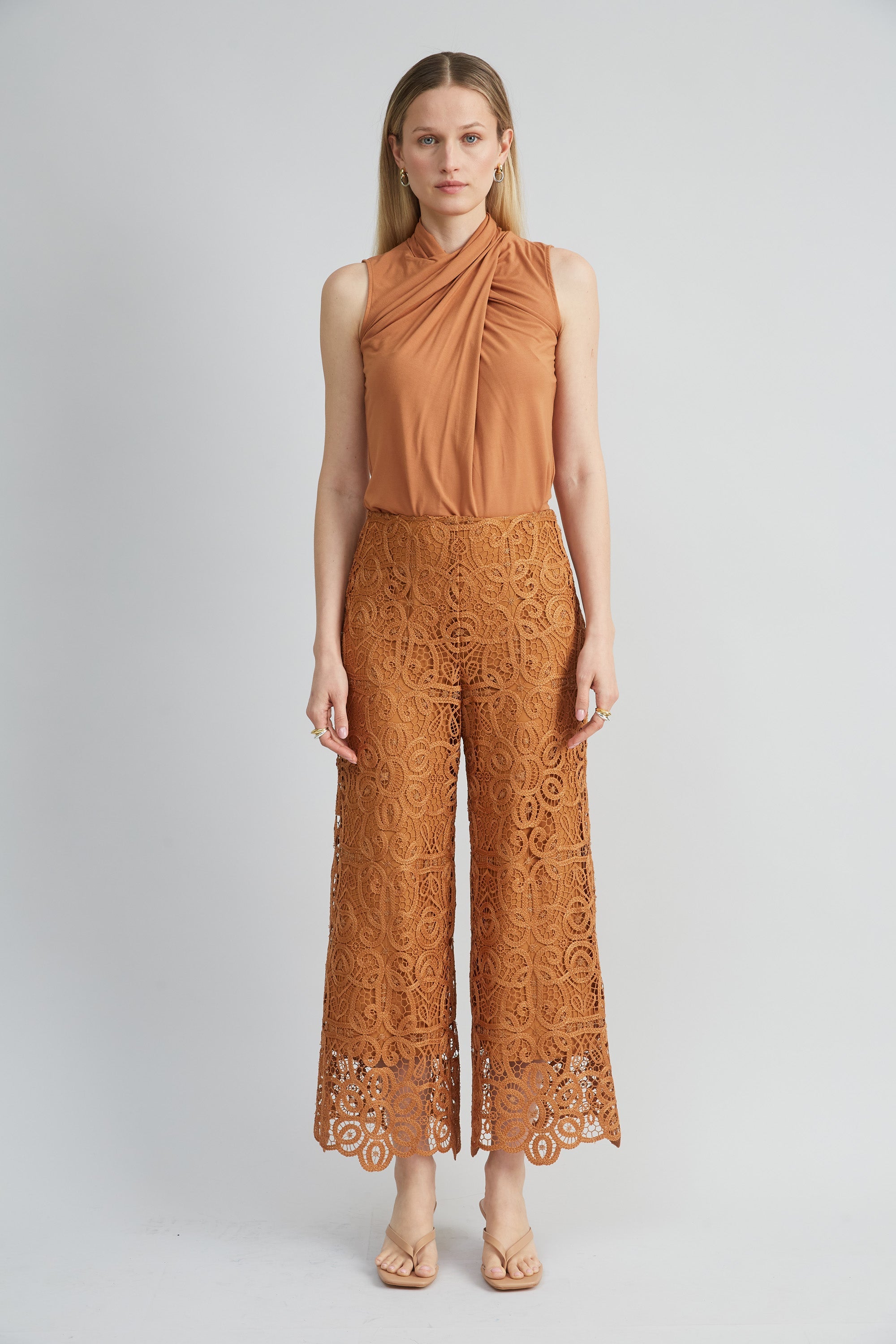 Sleeveless Twist Neck Knit | Elie Tahari CARAMEL