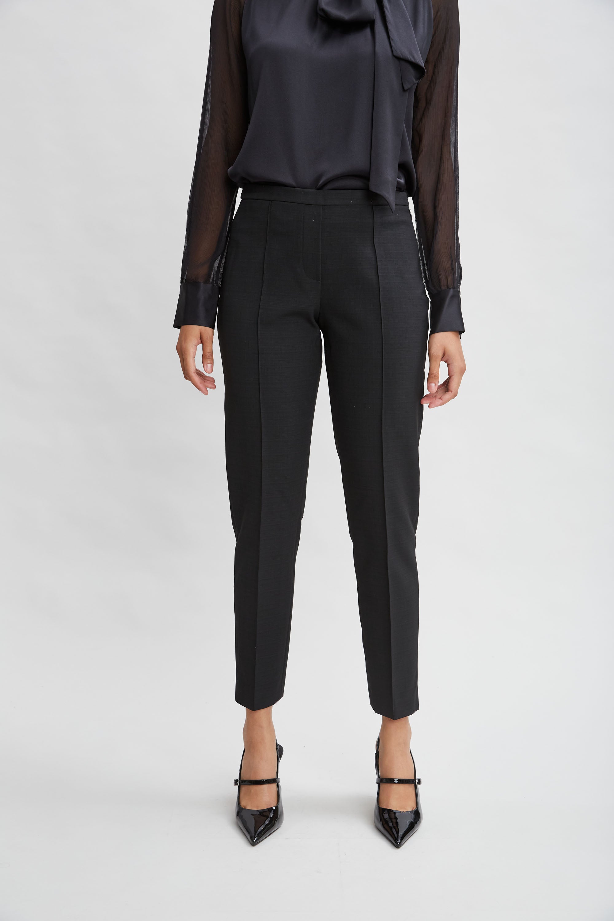 Pintuck Slim Pant | Elie Tahari BLACK