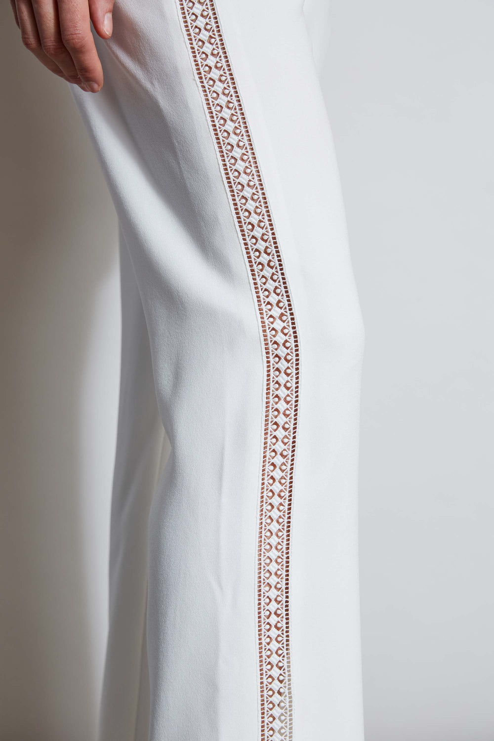 Lace Trim Fit & Flare Pant | Elie Tahari FOAM