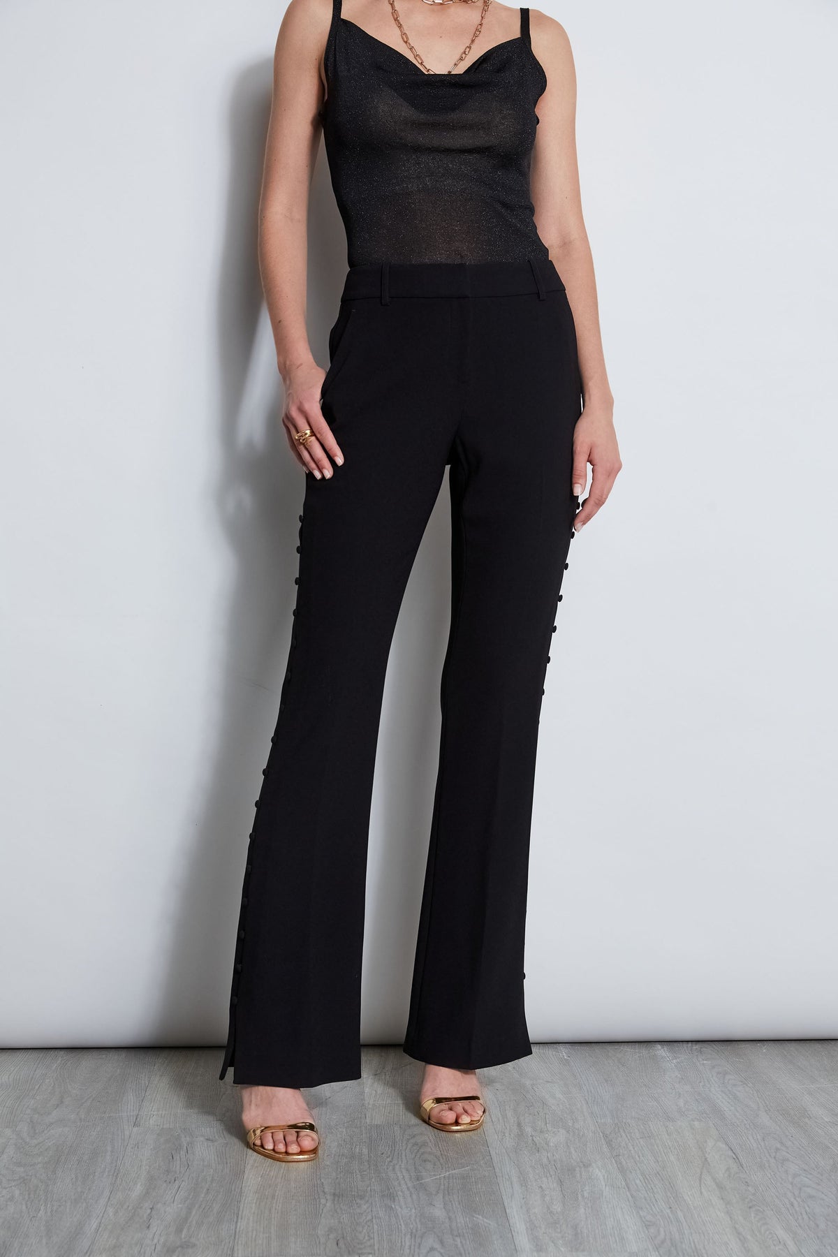 Side Button Crepe Pant | Elie Tahari BLACK