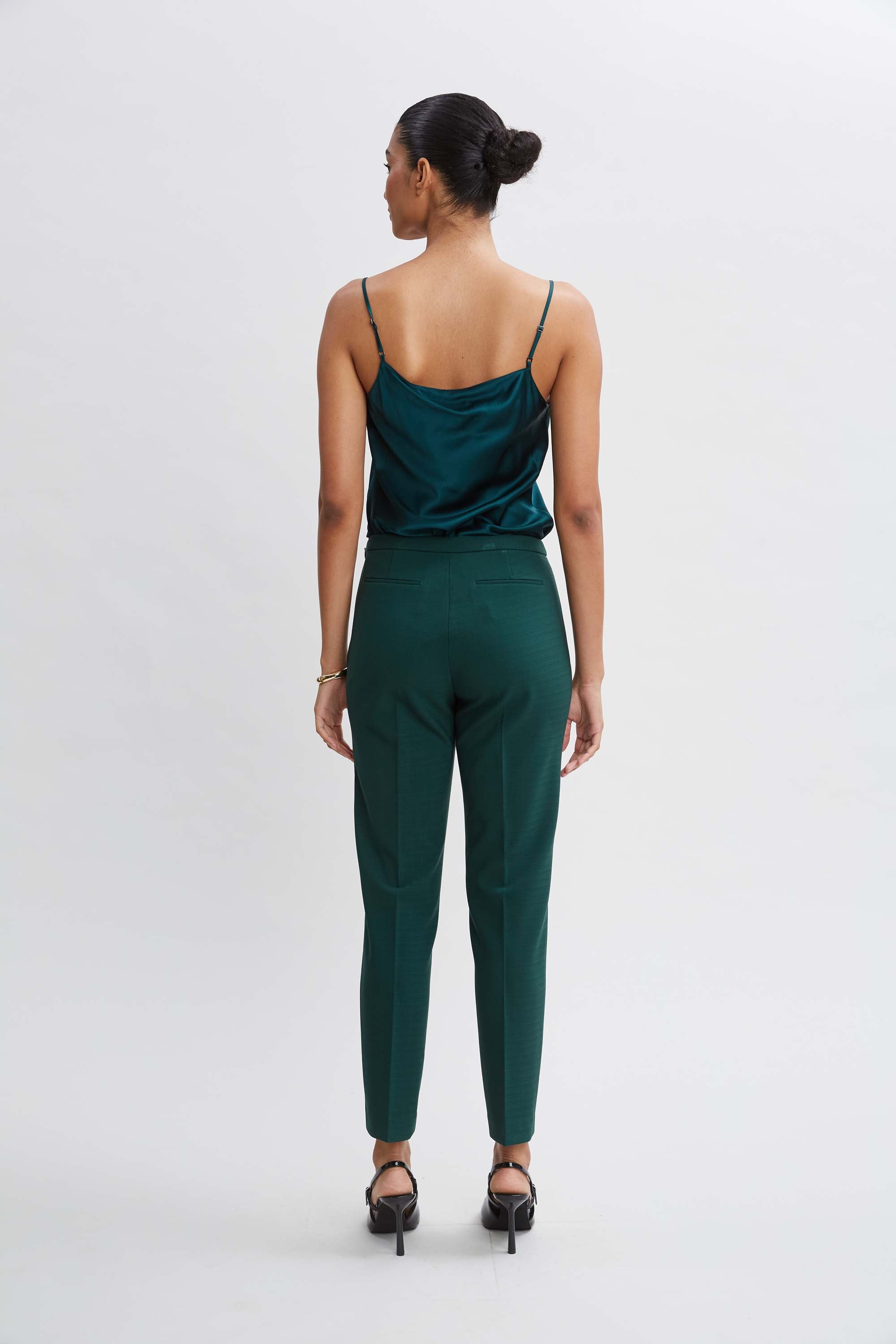 Pintuck Slim Pant | Elie Tahari FOREST GREEN