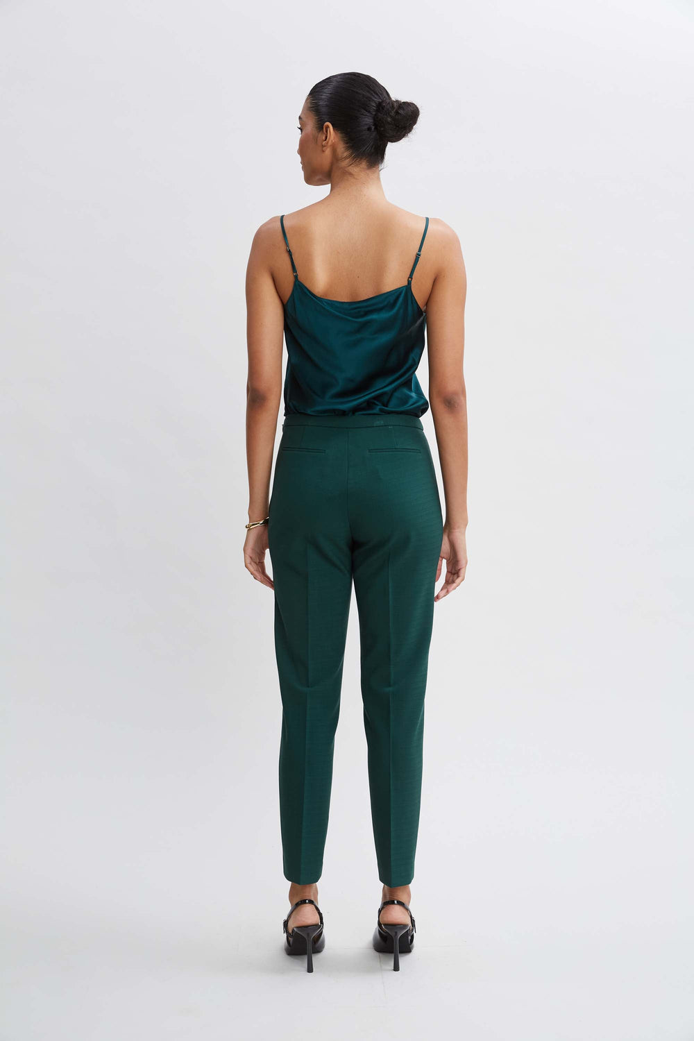 Pintuck Slim Pant | Elie Tahari FOREST GREEN