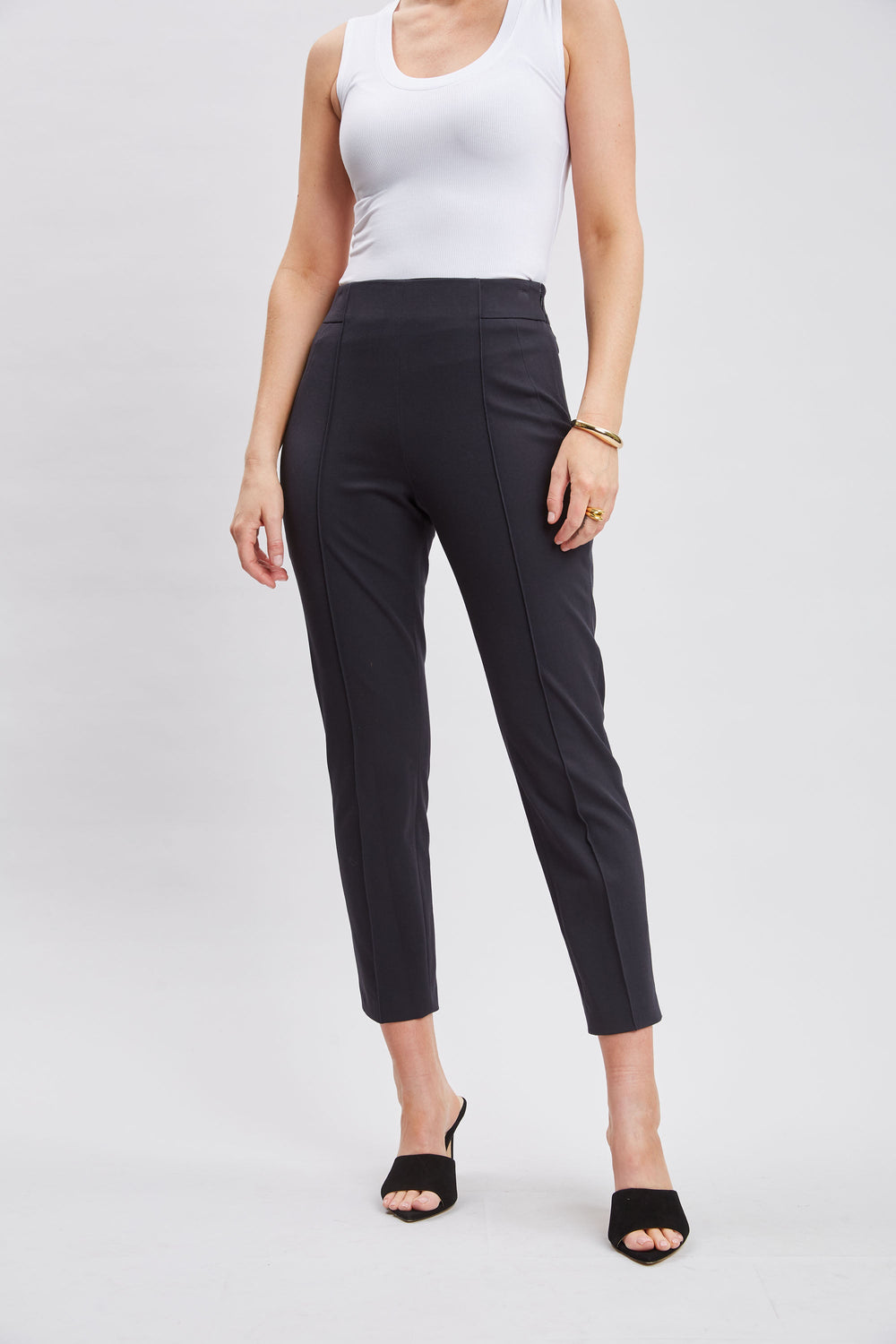 Contour Slim Cropped Pant | Elie Tahari BLACK