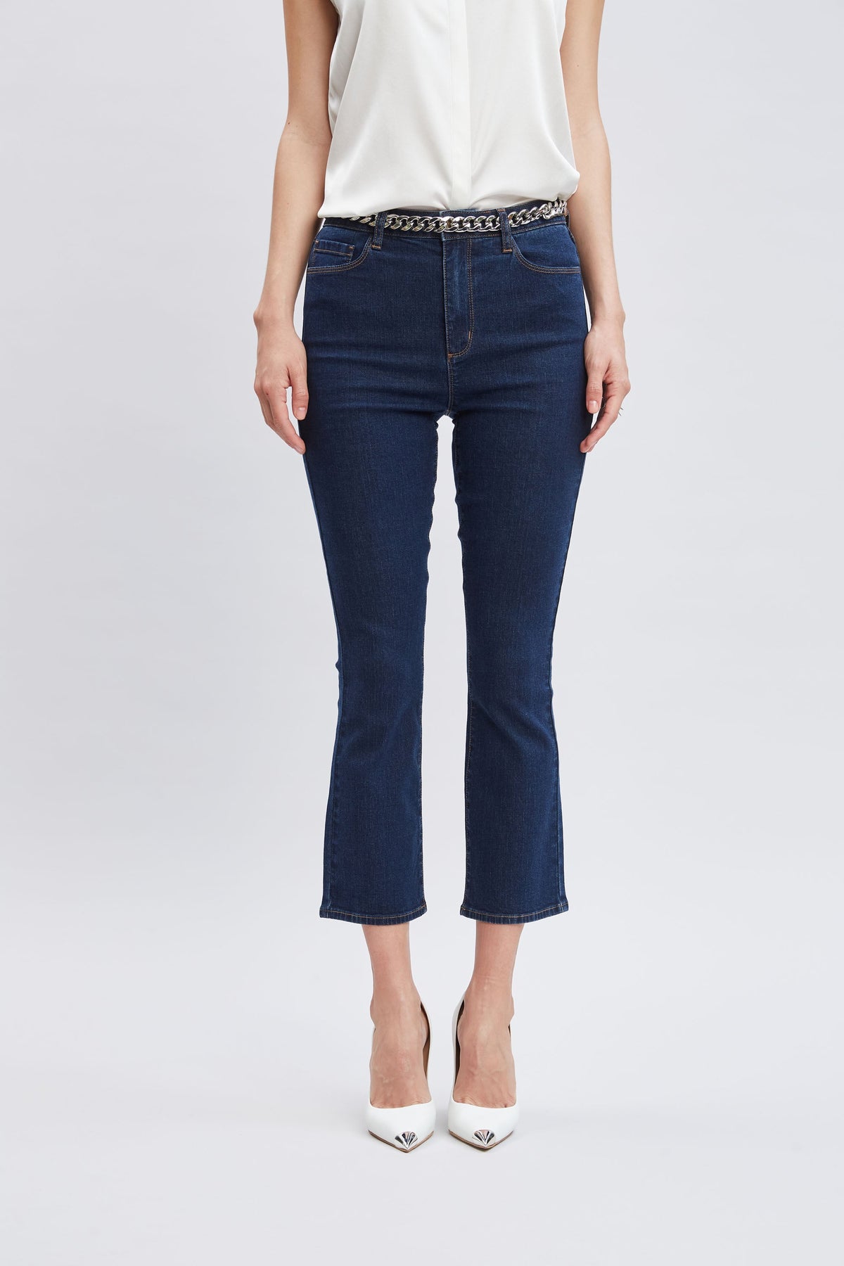 Micro Flare Cropped Jeans | Elie Tahari DARK WASH