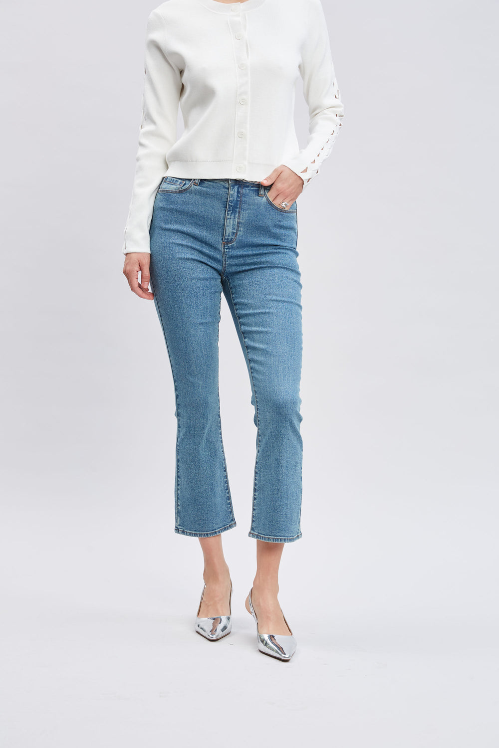 Micro Flare Cropped Jeans | Elie Tahari MEDIUM WASH