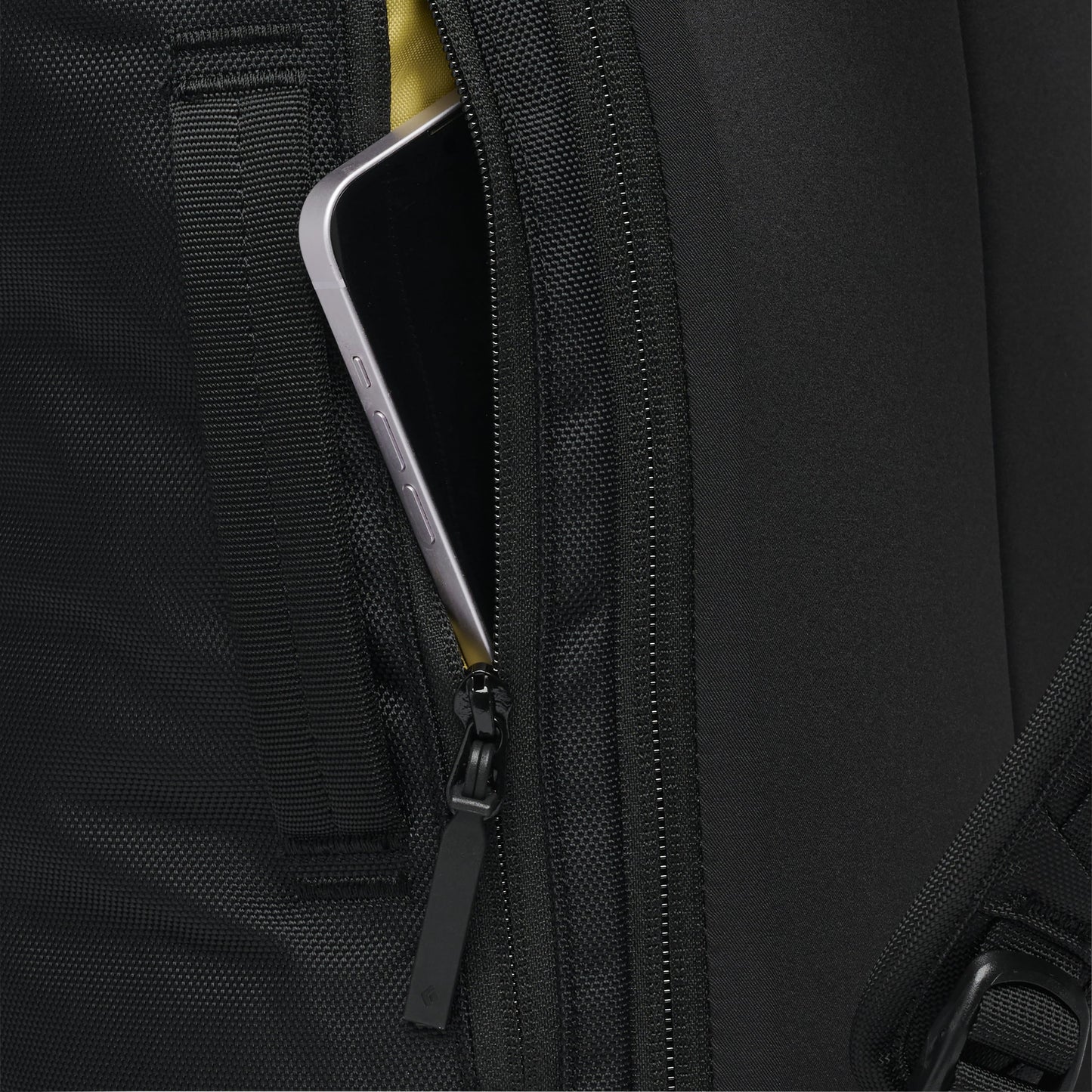 Black Diamond Street Creek 30 RT Backpack